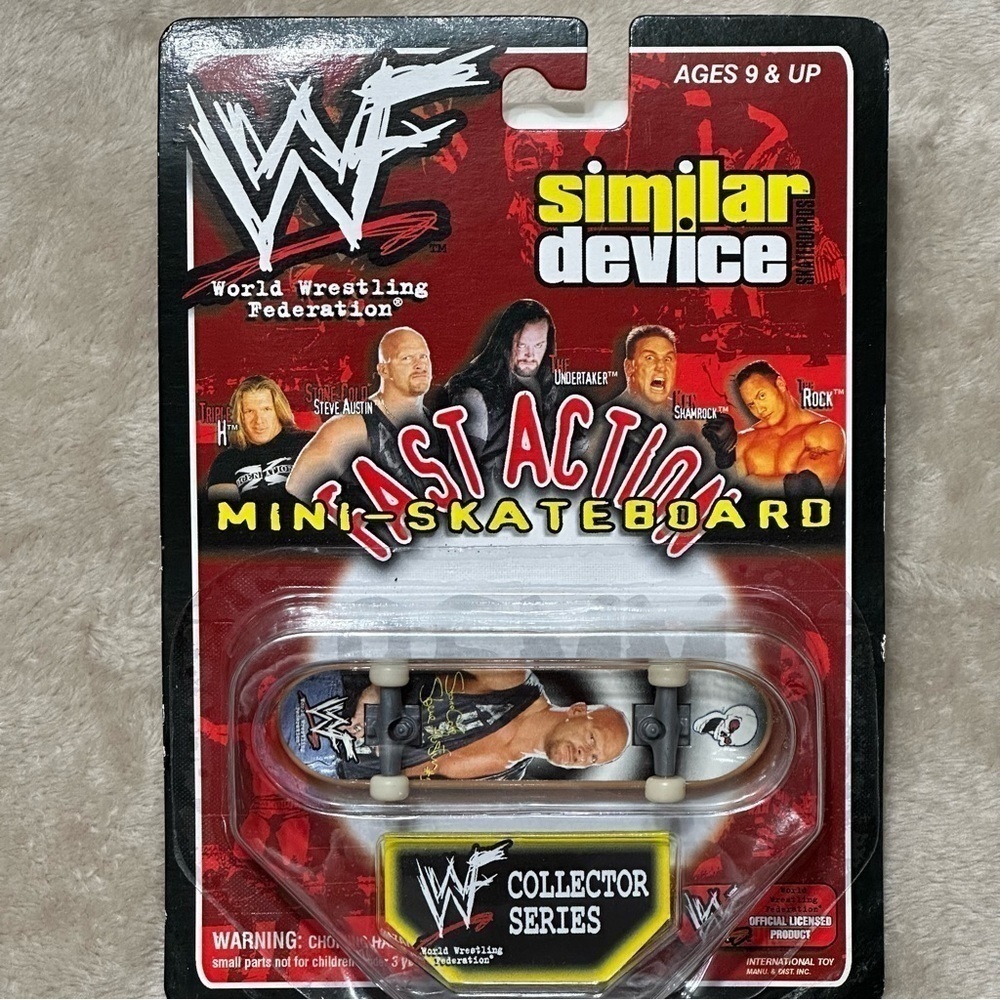 WWF World Wrestling Federation Stone Cold Mini Skateboard Collector 1999